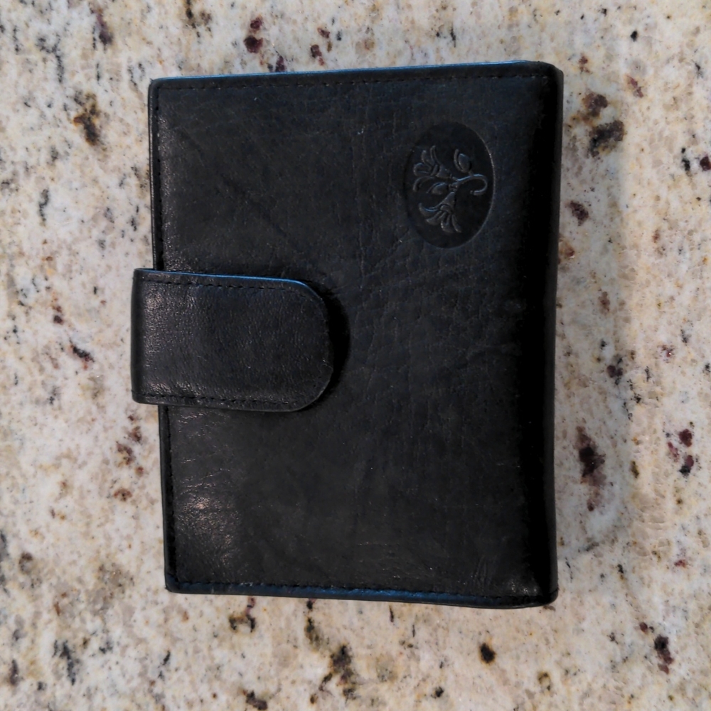 Julia Buxton Heiress RFID-Blocking Double Cardex Leather Wallet